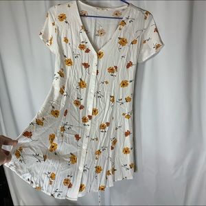 Sweetest summer dress floral small-medium!